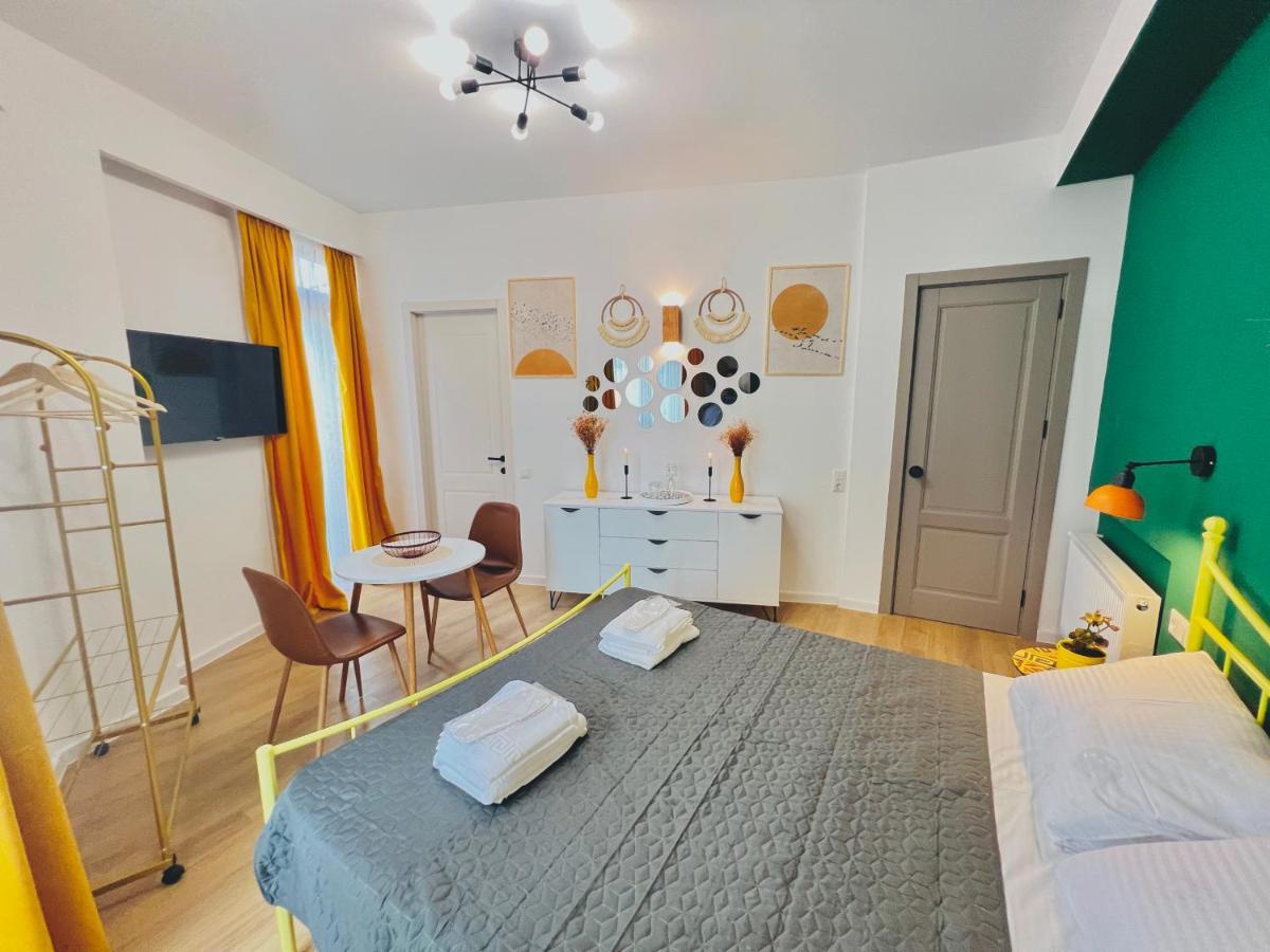 Mohika Boutique Aparthotel Tbilisi Bagian luar foto
