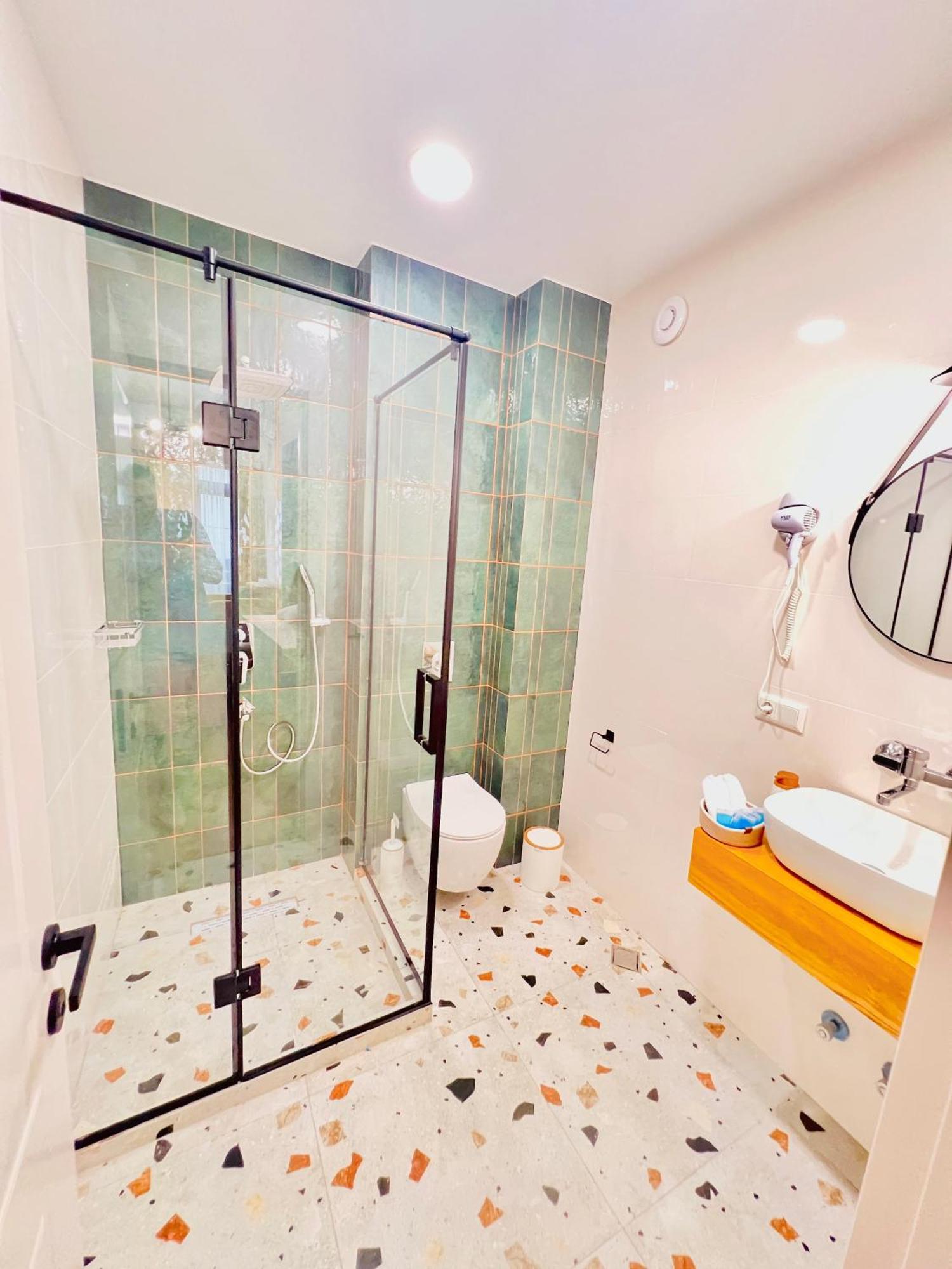 Mohika Boutique Aparthotel Tbilisi Bagian luar foto
